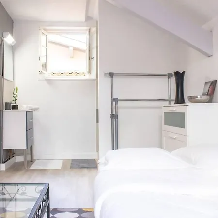 Nice Apartment Close To The Grande Plage Lejlighed *